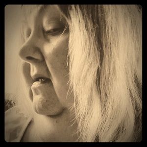 Meet your ❤️Posh Ambassador❤️, Linda!